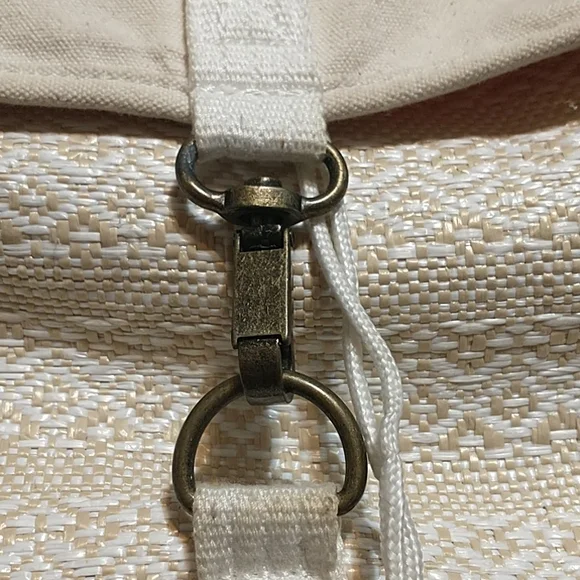 Dakine Backpack 🎒 - Picture 3 of 8